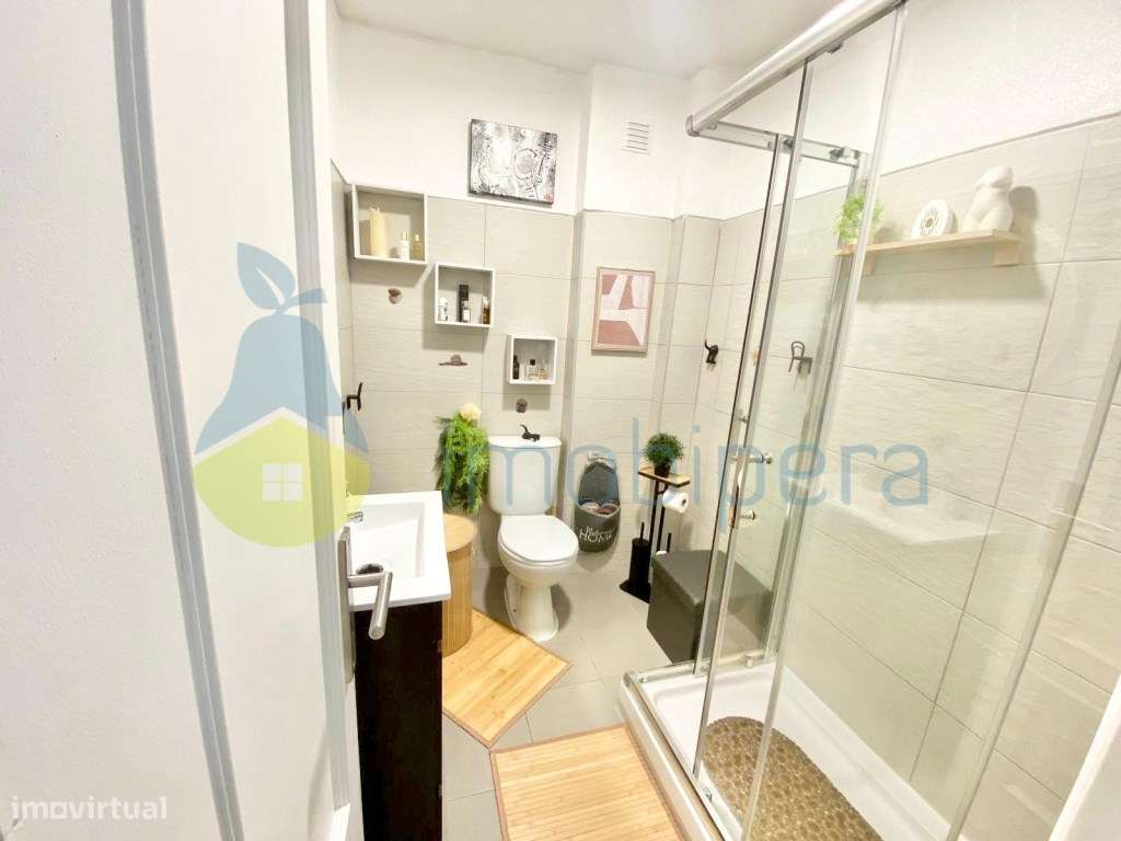 Apartamento T1 em 2º linha de praia a apenas 2 minutos a pé da praia!-9