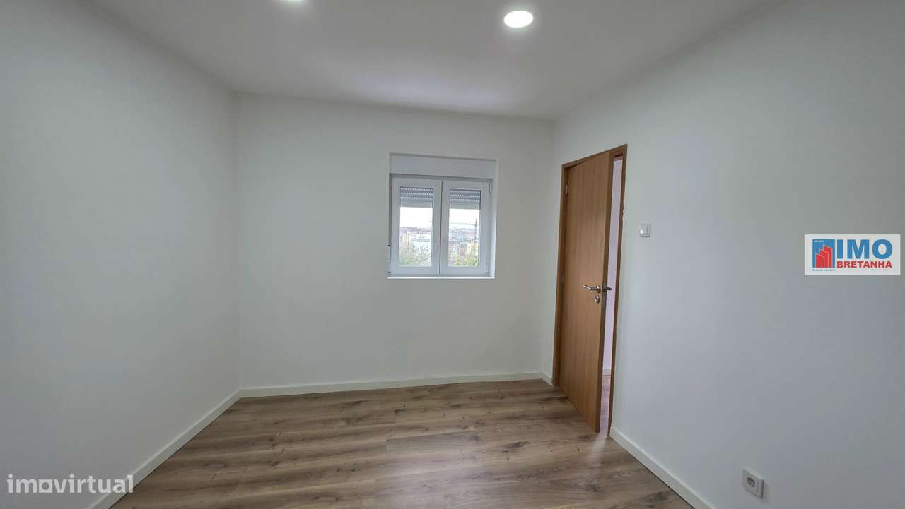 Moradia V2  Renovada - Castelo Branco - Grande imagem: 5/9