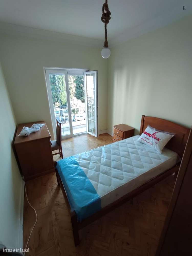 Quarto - localizado em Alvalade Lisbon - Grande imagem: 5/10