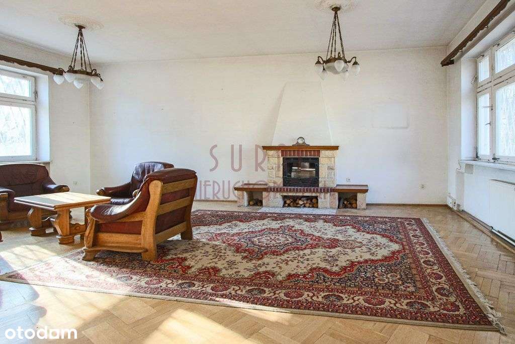 przy Placu Henkla/klimat/kamienica z lat 30.-0