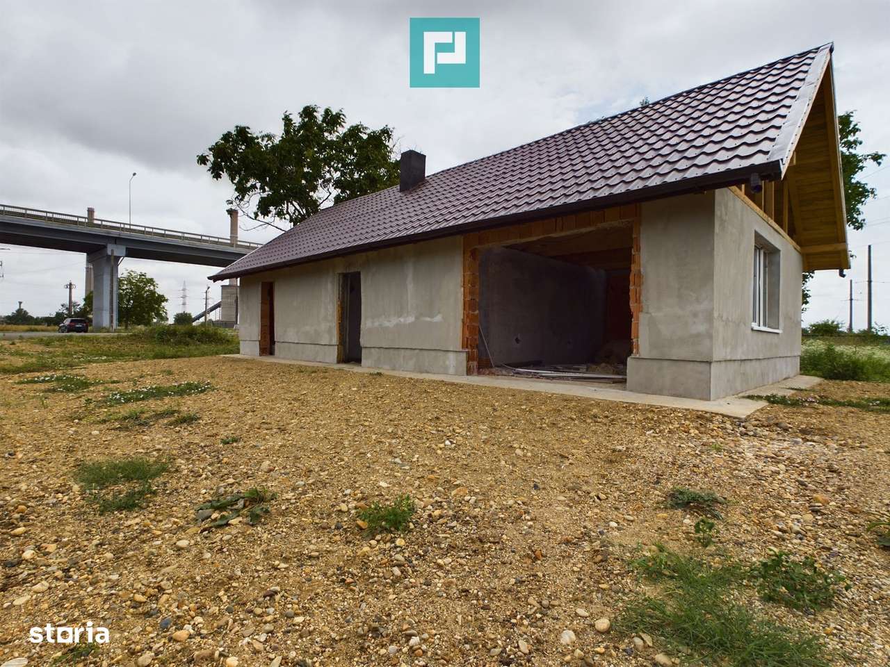 Casă cu 3 camere la roșu de vânzare zona 6Vânători - Imagine principală: 2/7