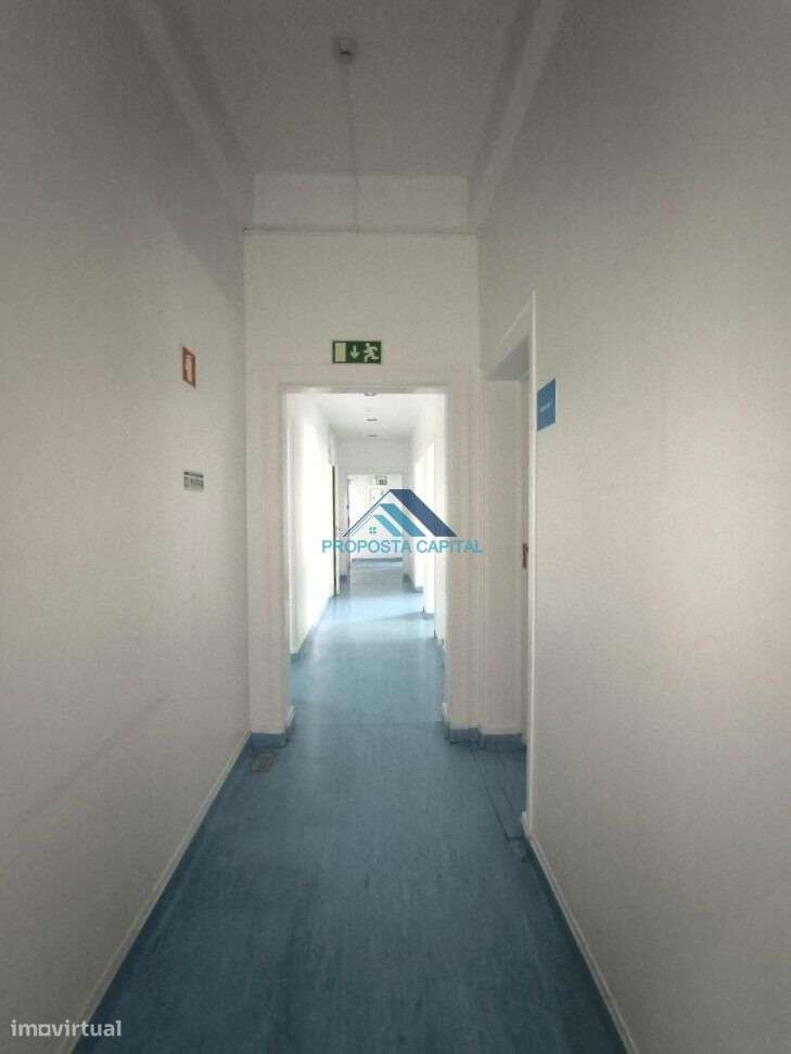 Escritório com 7 salas - Ar Condicionado - Copa - 3 Wc - Grande imagem: 5/25