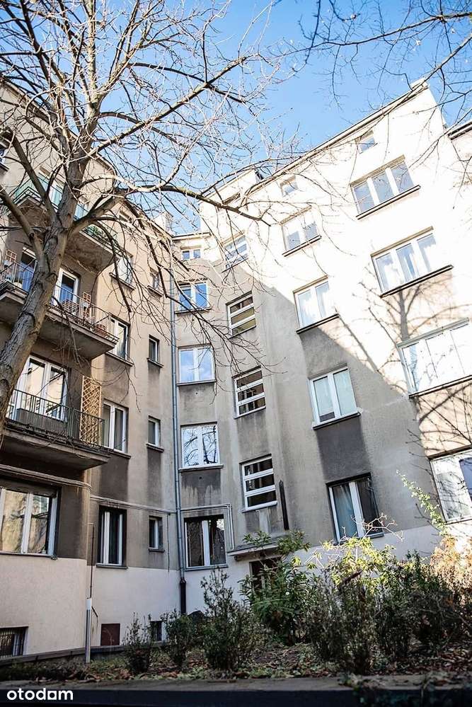 4 pokoje; 99 m² w sercu Łodzi – kamienica z CO; balkon; 3,2m wysokości-18