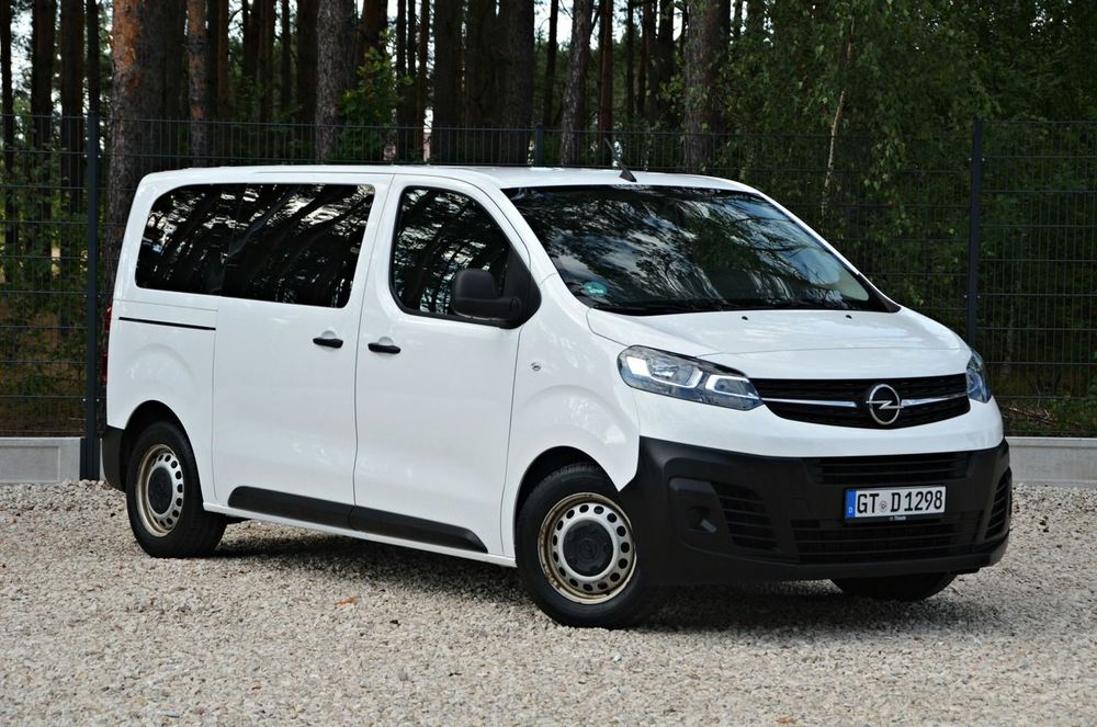 Opel Vivaro III (2019-) Kombi Long 2,8t Enjoy 2022