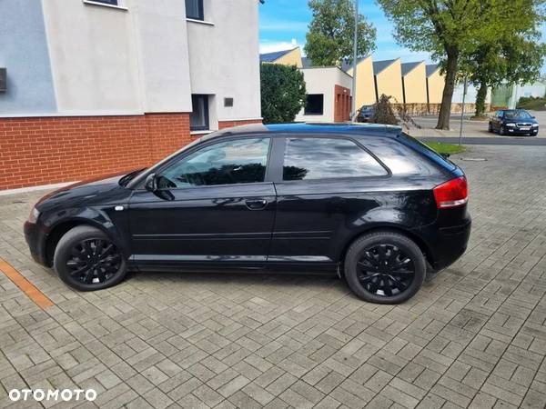 Audi A3 1.6 Limited Edition - 6
