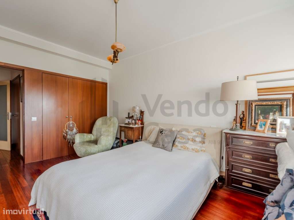 Vende-se T3 - Braga Centro-21