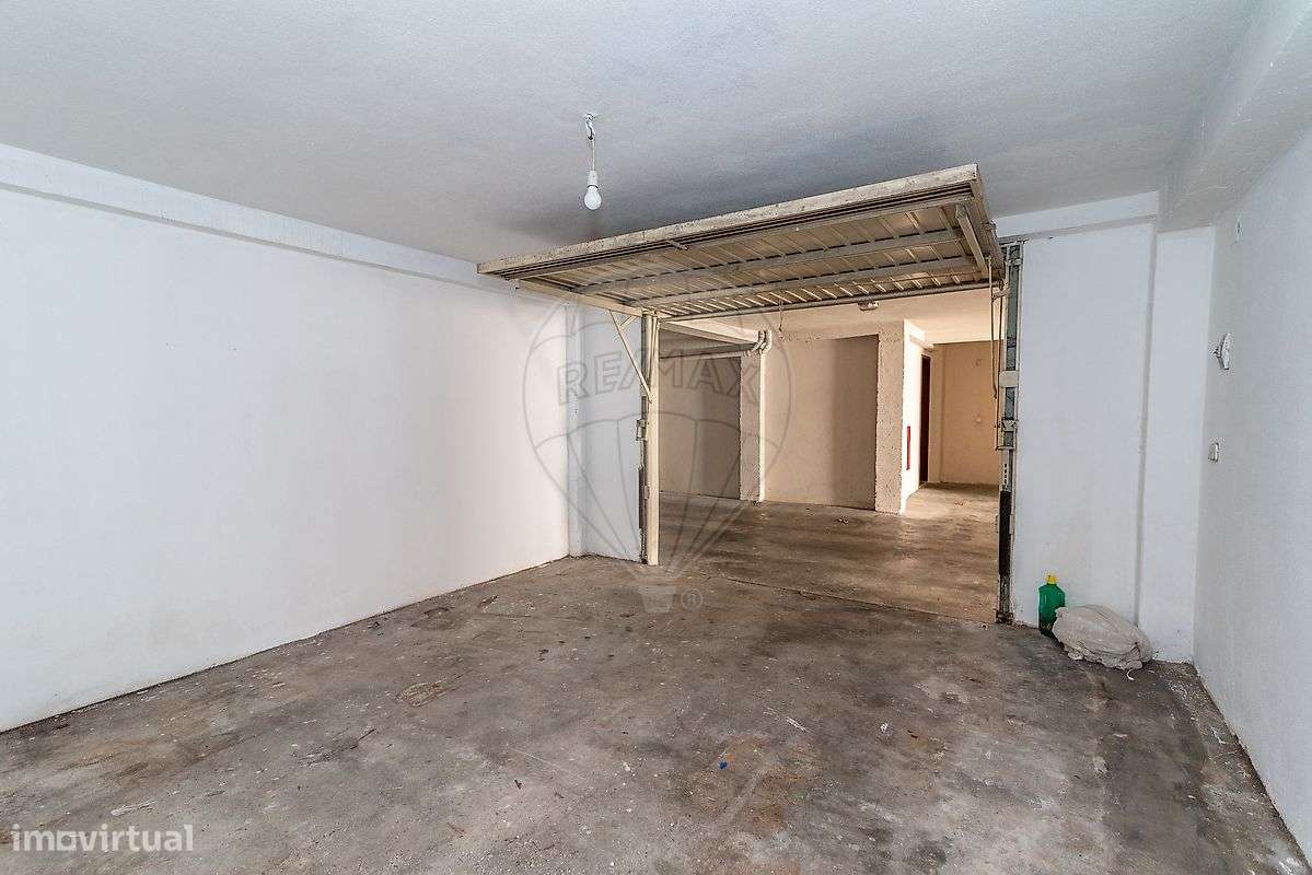 Garagem  para venda - Grande imagem: 2/17
