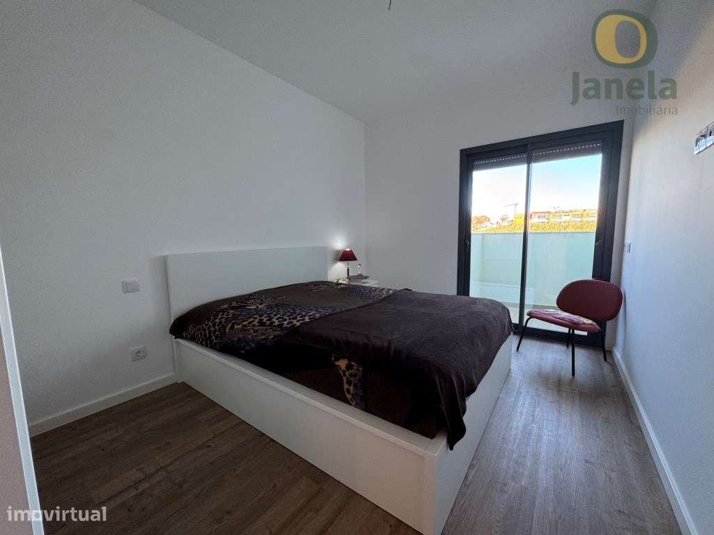 Apartamento T1 a estrear com PISCINA e GARAGEM - Grande imagem: 5/17