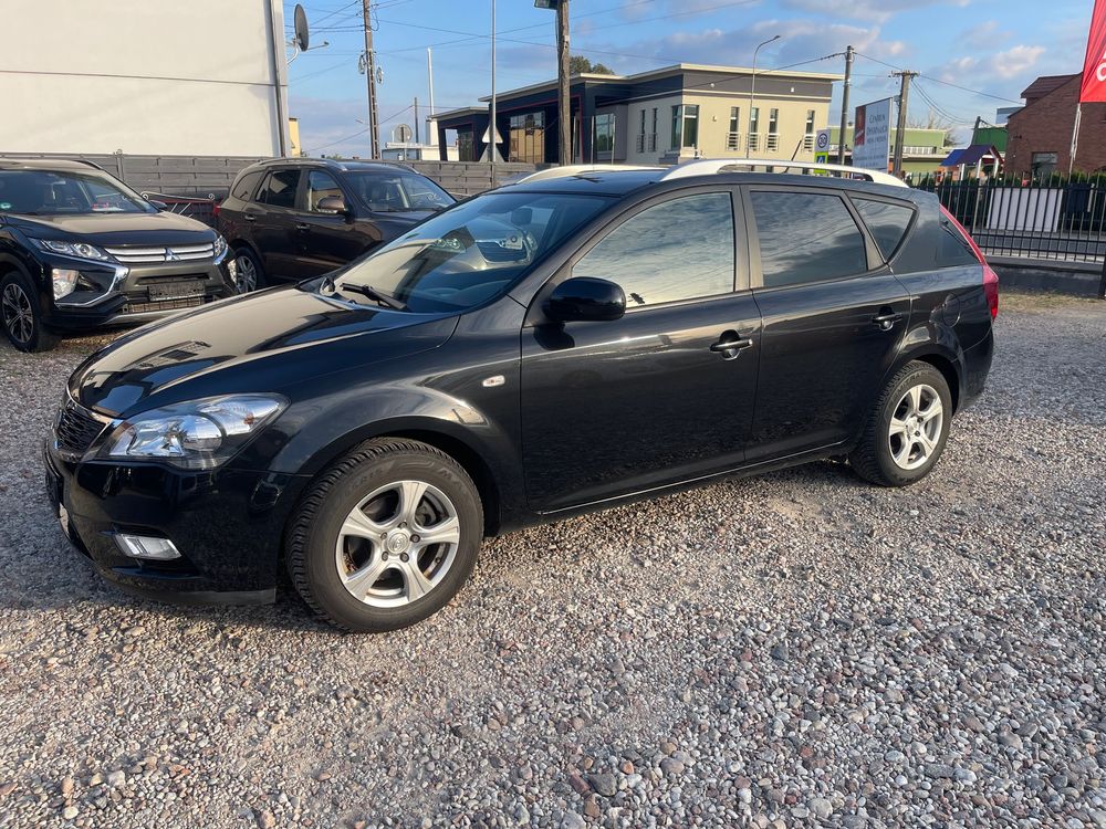 Kia Ceed I 1.4 CVVT LX Basis 2010