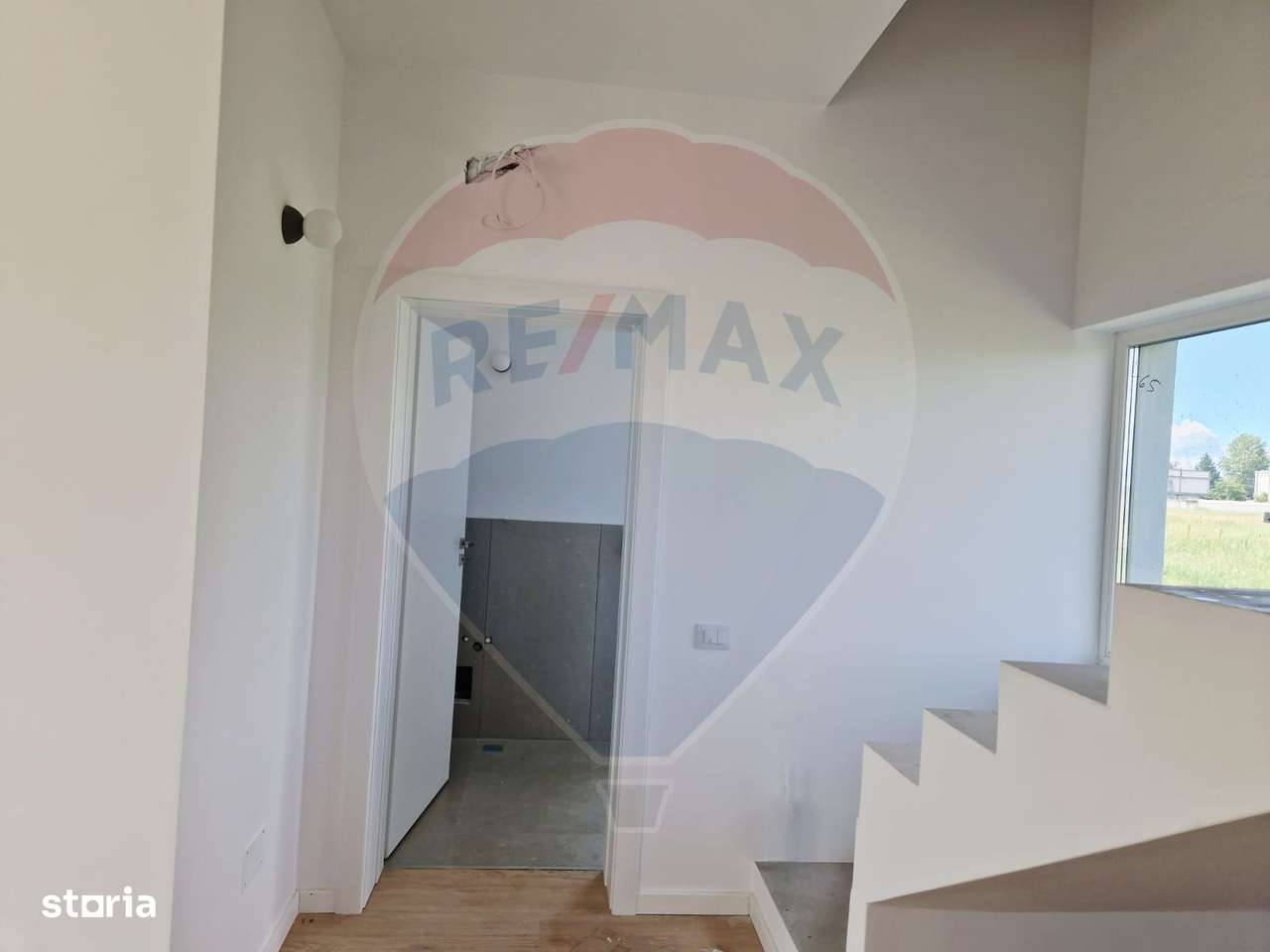 Casă / Vilă - 132,5 mp  , teren - 264 mp  / zona Cârcea - Imagine principală: 4/20