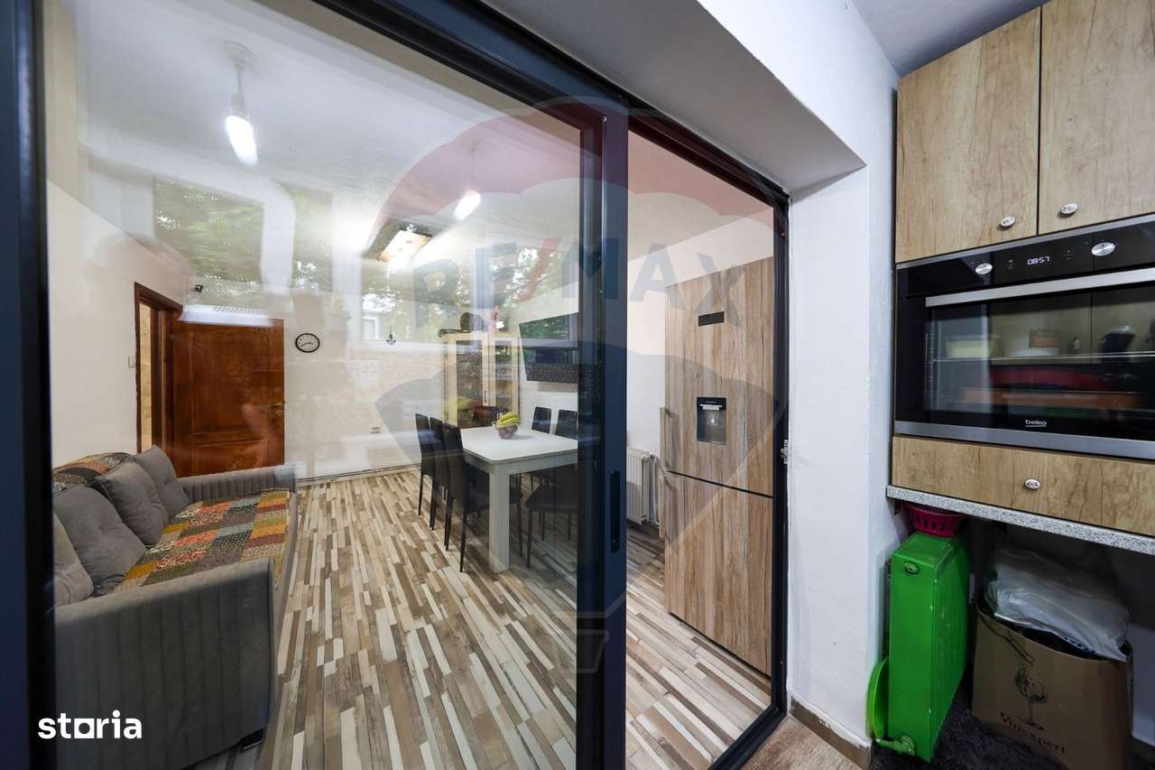 Apartament 3 camere parter cu balcon-0