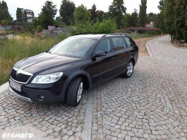 Skoda Octavia Scout 1.8 TSI - 24