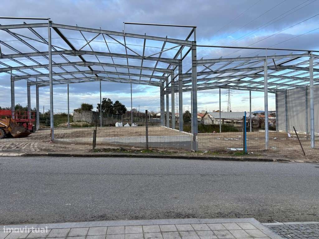 Armazém para alugar em Rio tinto, Gondomar próximo da autoestrada - Grande imagem: 4/4