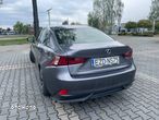 Lexus IS 300h F SPORT - 5