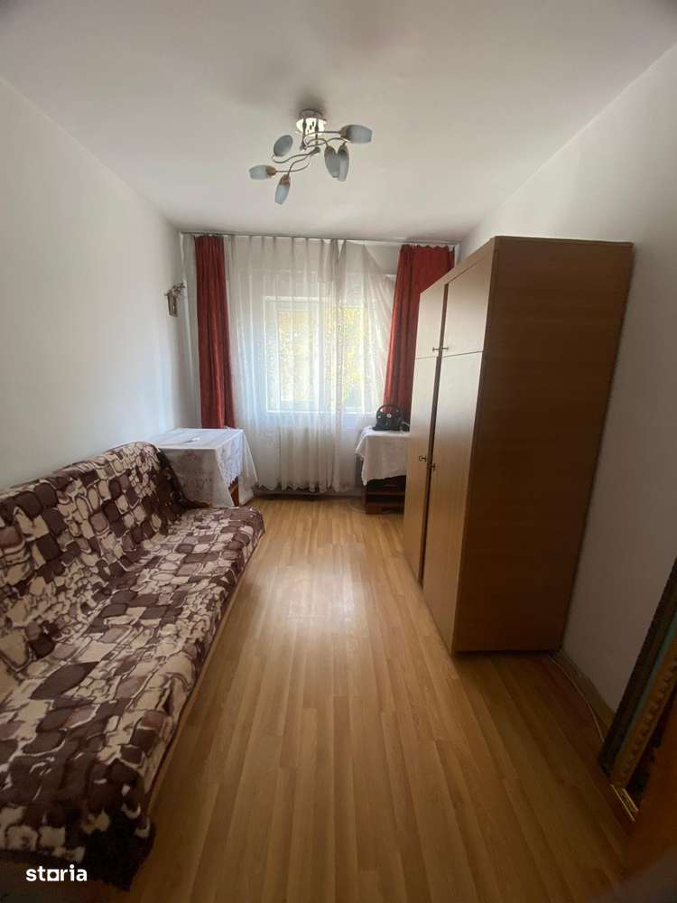 3 DECOMANDATE cu centrala,izolat, termopan, 78mp, balcon 8m,Mioritei-19