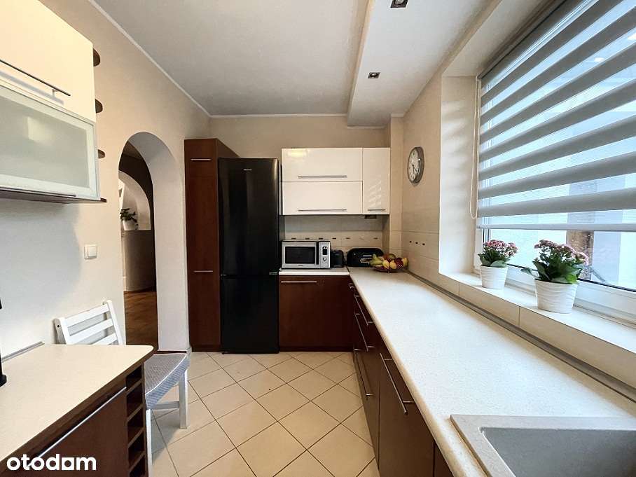 Zadbany dom w super lokalizacji, 6 pokoi-5