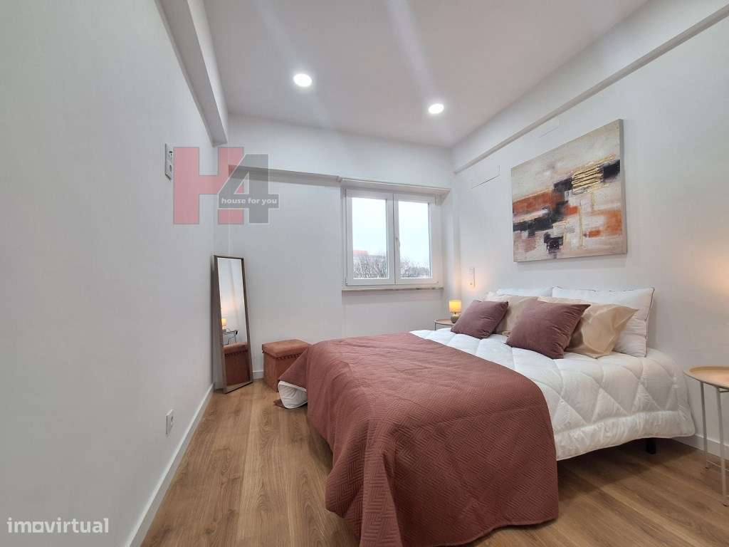 Apartamento T3 totalmente remodelado em Benfica-28
