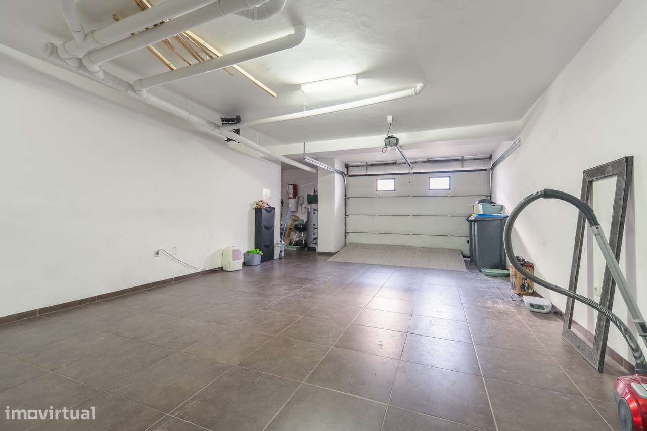 Moradia T3 moderna em Sanfins-15