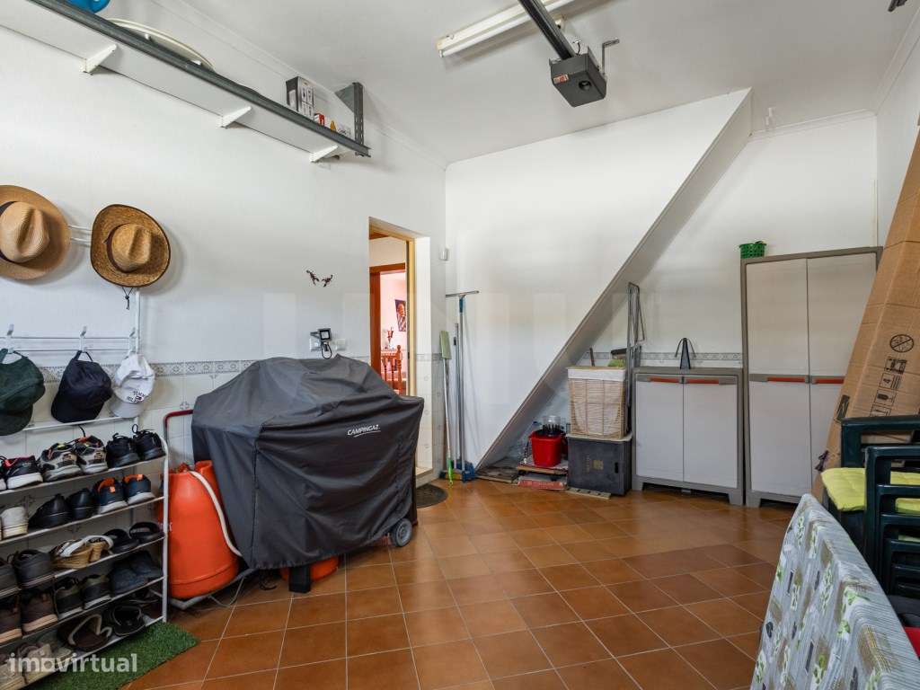 Moradia T3+1 para venda, Sobral de Monte Agraço.-27