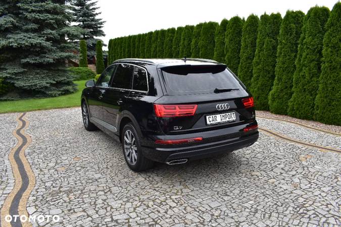 Audi Q7 3.0 TDI ultra Quattro Tiptronic - 14