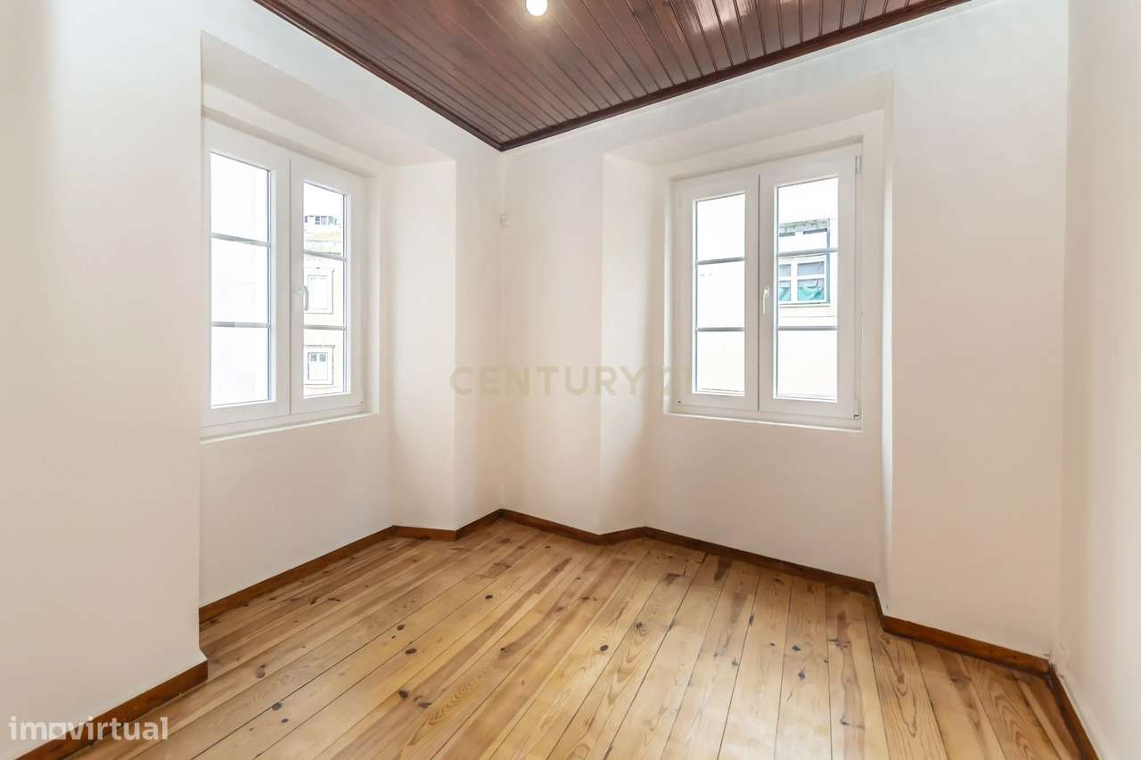 Apartamento renovado para arrendamento - Grande imagem: 2/34