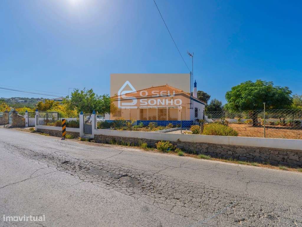 Moradia T3 em São Brás de Alportel-53