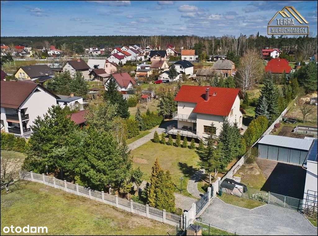Wyjątkowy Dom Z Ogrodem 3280m²-5