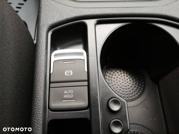 Volkswagen Touran 2.0 TDI SCR (BlueMotion Technology) DSG Comfortline - 19