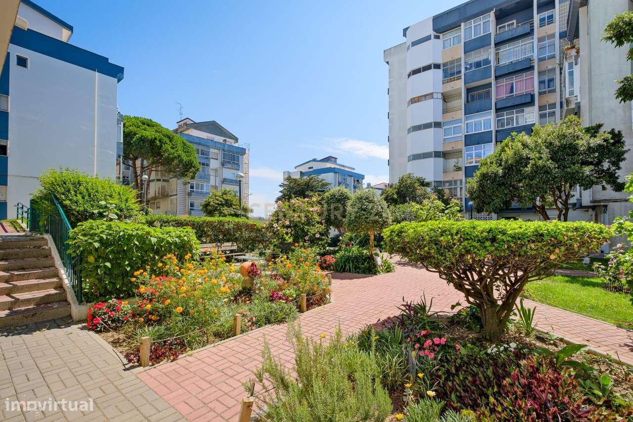Apartamento T3 em Rio de Mouro, Sintra-21