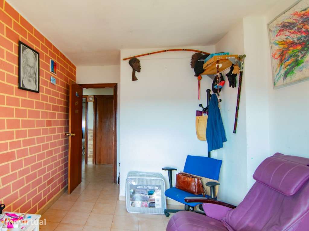 Apartamento T4 em Carnaxide com Vista para Monsanto. - Grande imagem: 4/28