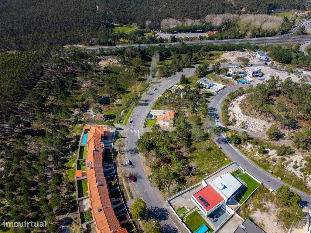 Lote 143 para venda na Urbanização Portela da Villa, Torres Vedras-0