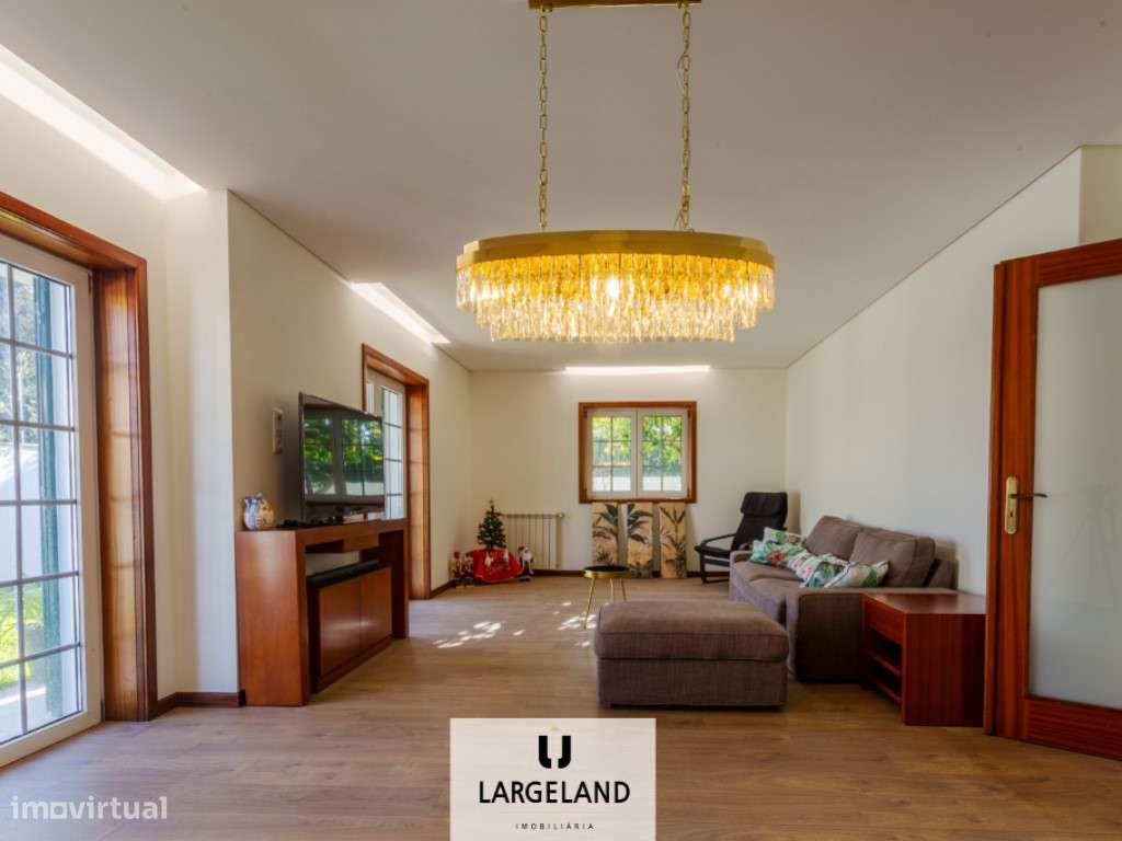 Moradia T5 - Travanca, Santa Maria da Feira-1