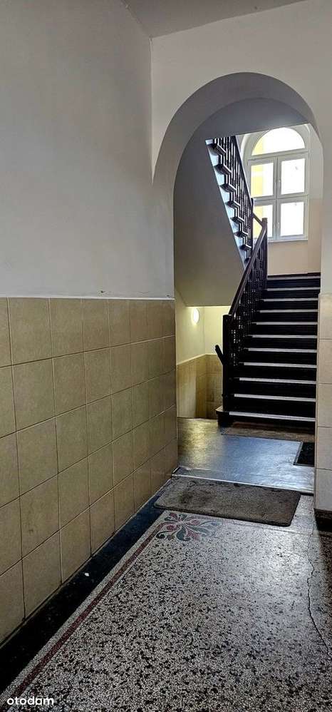 Nowa Cena - Urokliwe Mieszkanie w Centrum-9