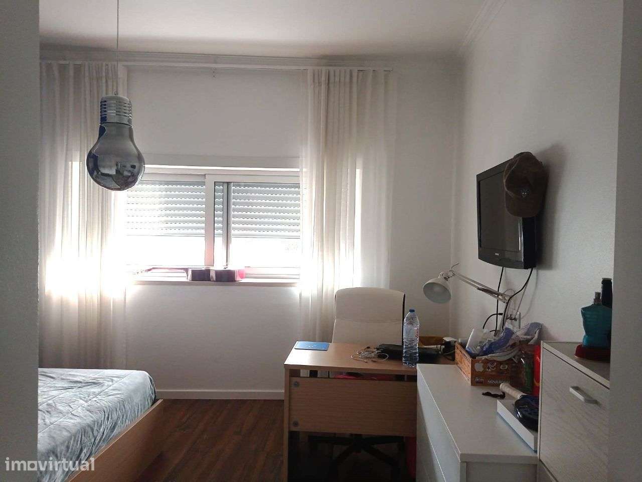 Moradia T3+1 no centro de Pataias-36