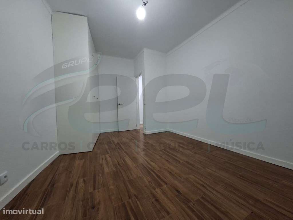 Apartamento T2 c/ terraço-21