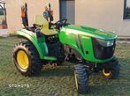 John Deere 2032r - 1