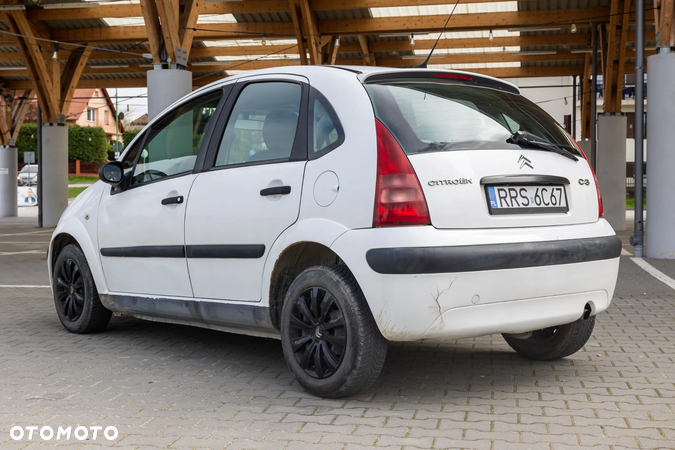 Citroën C3 1.4 HDi First - 23