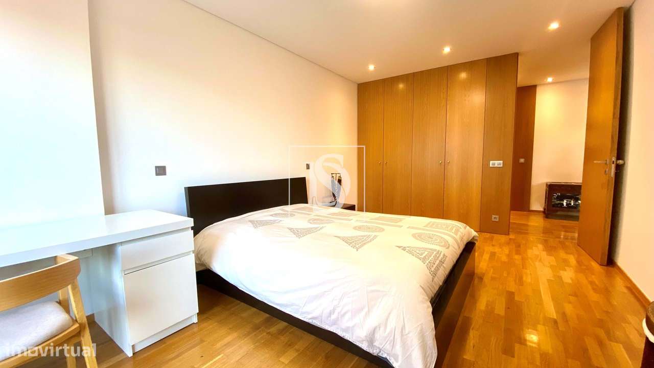 T3 com 170m² | Terraço Privativo de 200m² | Renovado | Santo Tirso-15