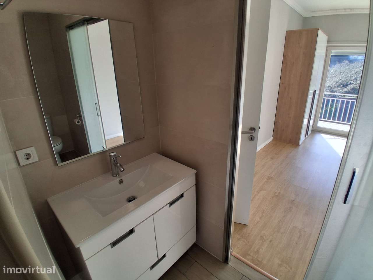 Andar Moradia T3 Renovado, 2 Garagem Individuais em Gondomar-15