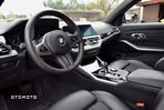 BMW Seria 3 320i M Sport Shadow - 13