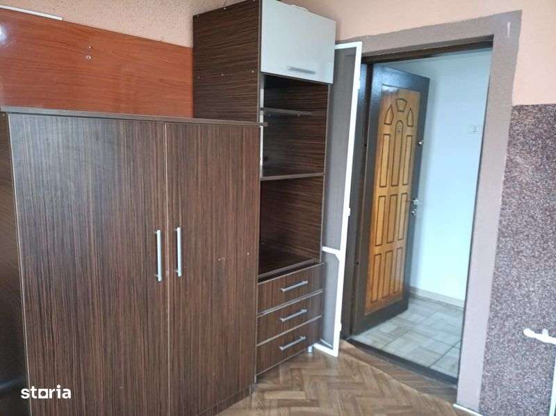 De închiriat garsoniera la curte in com Lumina - Imagine principală: 5/6