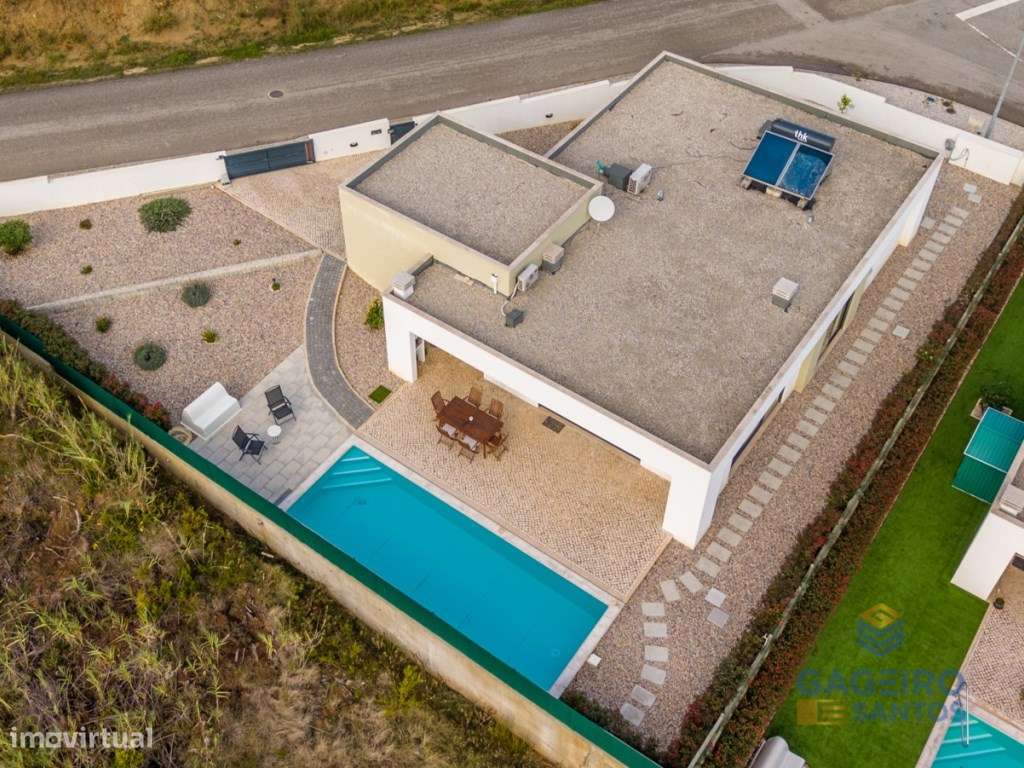 Moradia T3 individual de 2023 com garagem-39