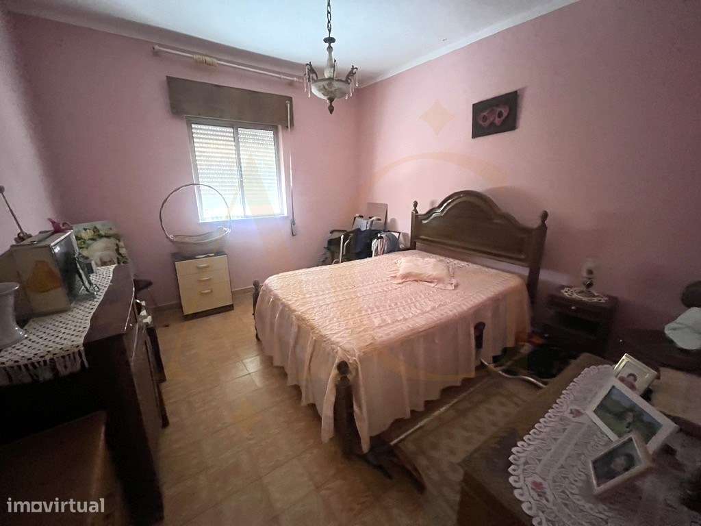 Quinta com duas casas, vistas para o mar e 11.940 m² de terreno em ...-10