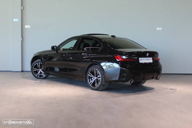 BMW 330 e Pack M Auto - 24