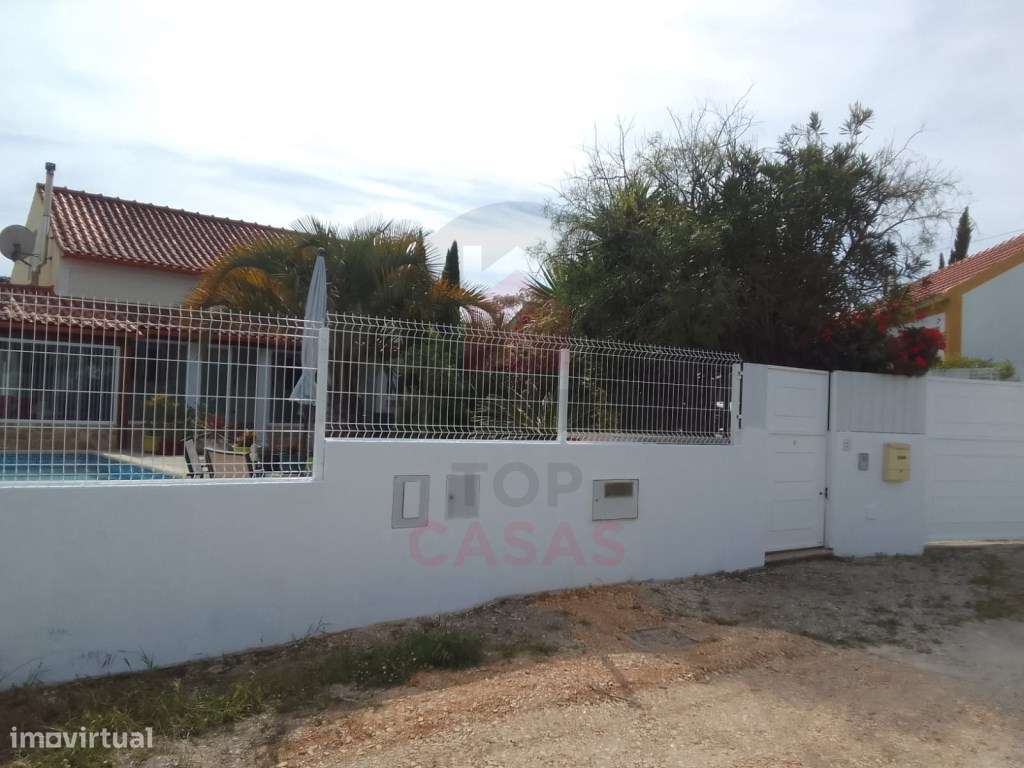 Moradia Tradicional com Piscina e Jardim Privativo - Nadadouro-32