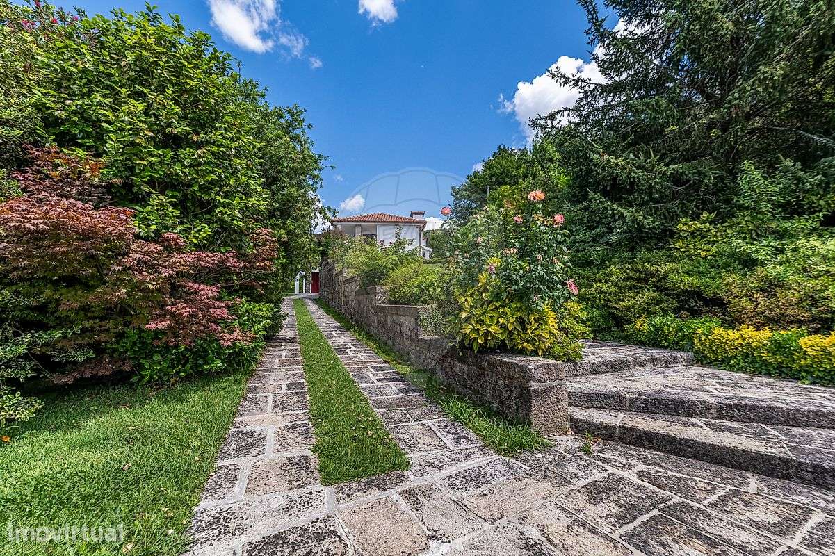 Andar Moradia T2 com jardim em Fraião, em Braga! - Grande imagem: 2/19