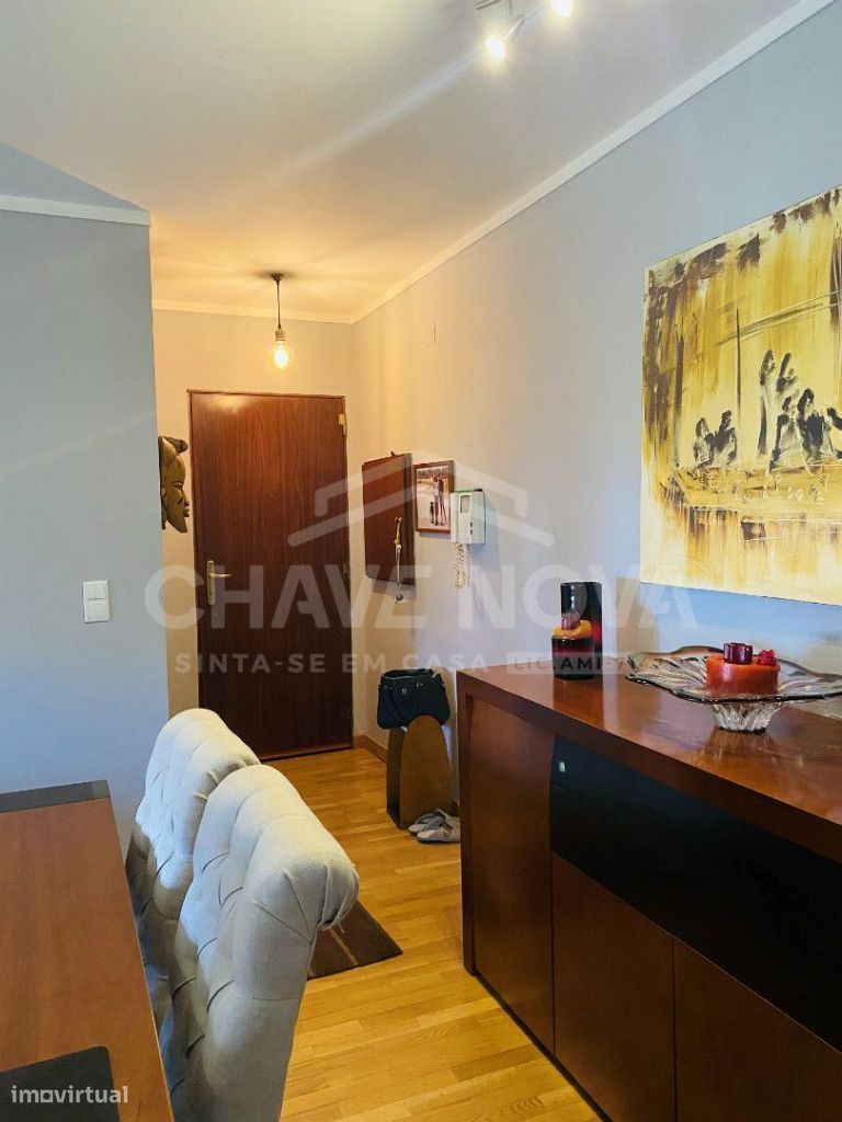 Apartamento T2 Remodelado em Avintes