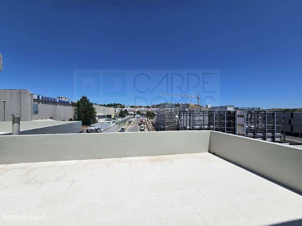 Espaçoso e funcional escritório com 600m2, em Carnaxide, Oeiras-48