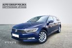 Volkswagen Passat - 1