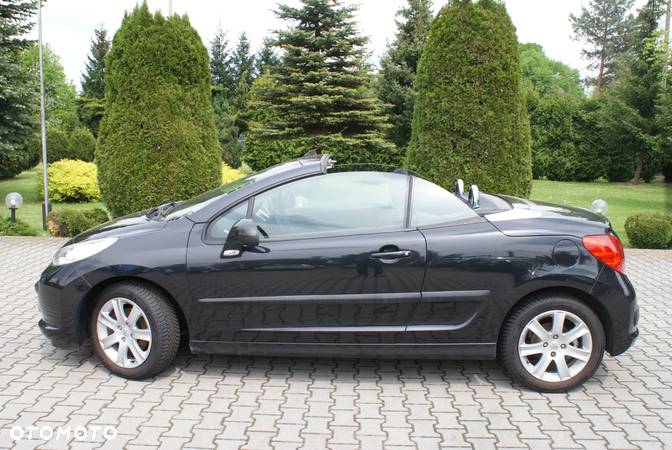 Peugeot 207 CC - 3